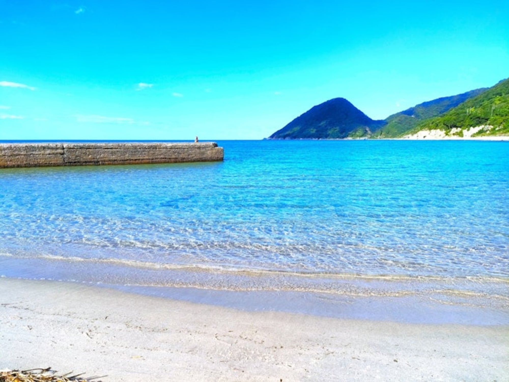 宿の目の前に広がる砂浜