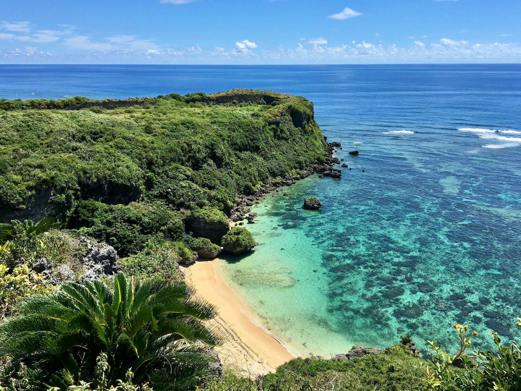 南城の海岸線とヴィラのイメージ